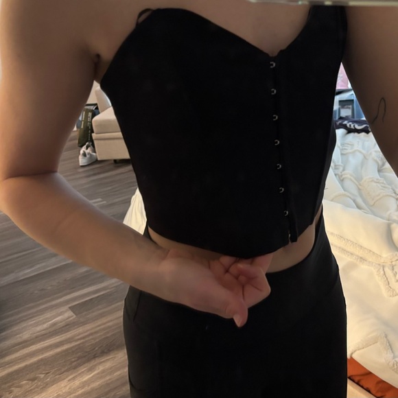 NWT corset crop - Picture 4 of 5